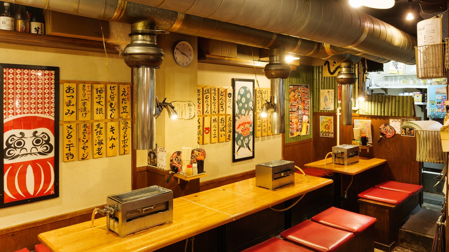 とりとん名駅三丁目店店内